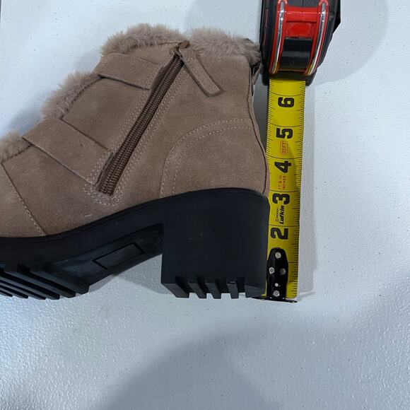 NWT Violet and Red Women's Beige Hailey Taupe Fur Suede Leather Boots Size 6.5 - Picture 7 of 7